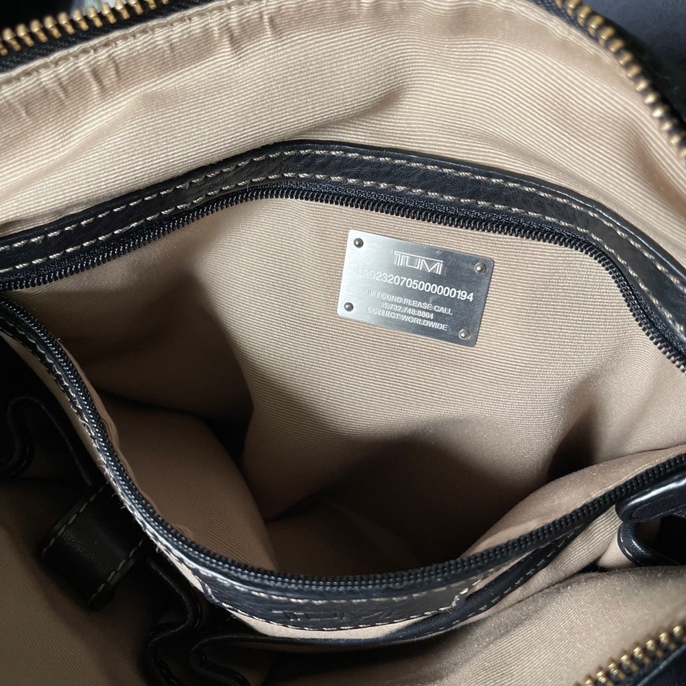 Authentic TUMI bag - Picture 6 of 16